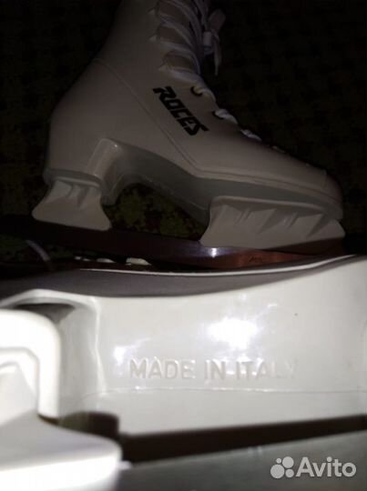 Профессиональные итальянские фигурные коньки Roces