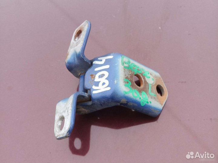 Петля двери задняя левая Mazda 3 2007