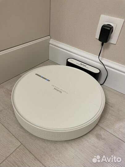 Робот пылесос