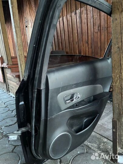 Дверь chevrolet cruze