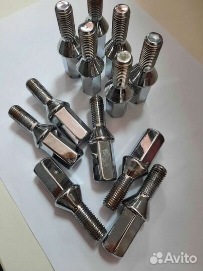 Болты для колес BMW