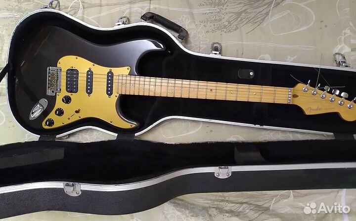 Fender American deluxe stratocaster 2004 г