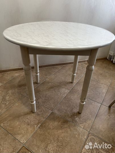 Кухонный стол бу круглый