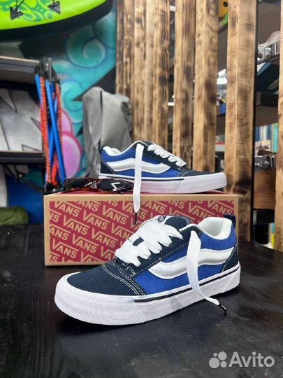 Vans Knu Skool