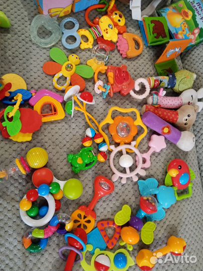 Развивающие игрушки