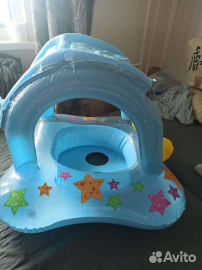 Надувной круг для малышей, кабинка