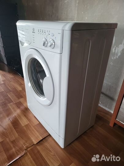 Стиральная машина Indesit