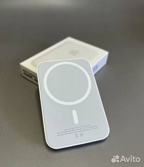 Повербанк Apple Magsafe Battery Pack 5000mAh