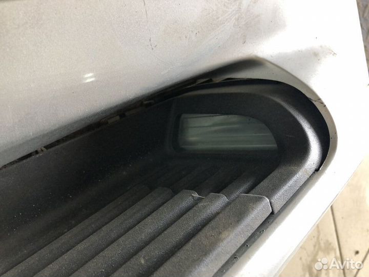 Подножка порог левый Lexus LX 570