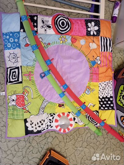 Развивающий коврик