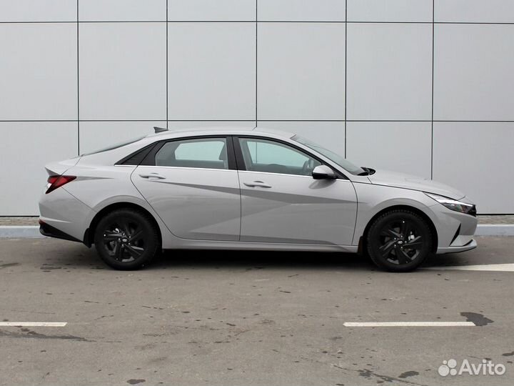 Hyundai Elantra 1.6 AT, 2021, 105 км