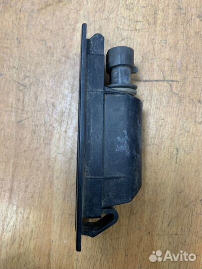 Фонарь подсветки номера Opel Vectra C