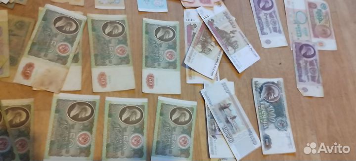 Продам монеты банкноты