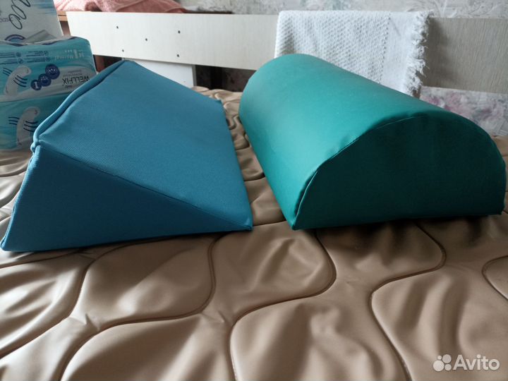 Полувалик медицинский, подушка ортопедическая