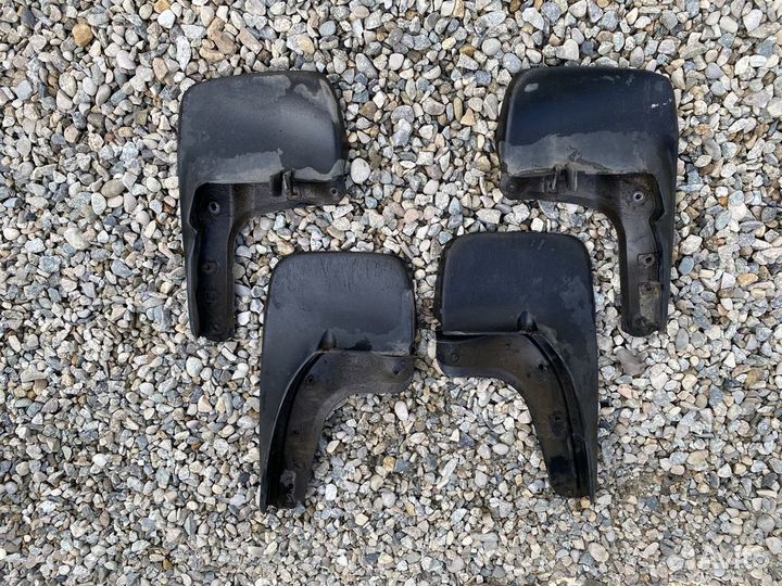 Брызговики поло