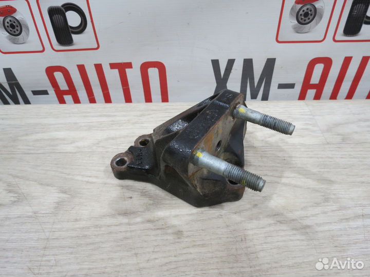 Кронштейн опоры двигателя Hyundai Creta