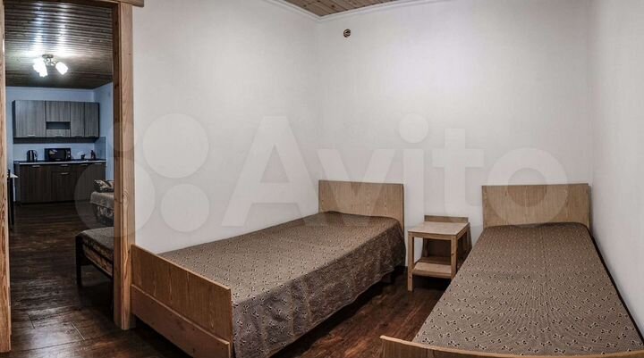 Комната 80 м² в 2-к., 1/1 эт.