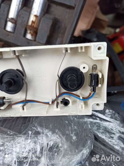 Ауди 80б4 Блок управления печкой (893 819 045С)