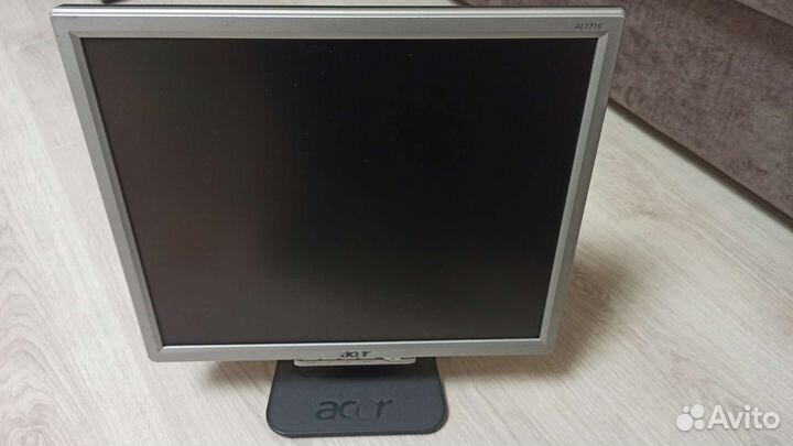 Монитор Acer 17