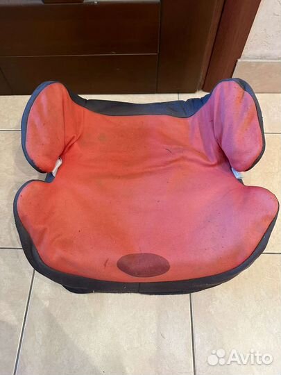 Автокресло бустер