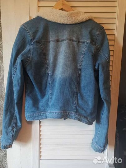 Джинсовая куртка