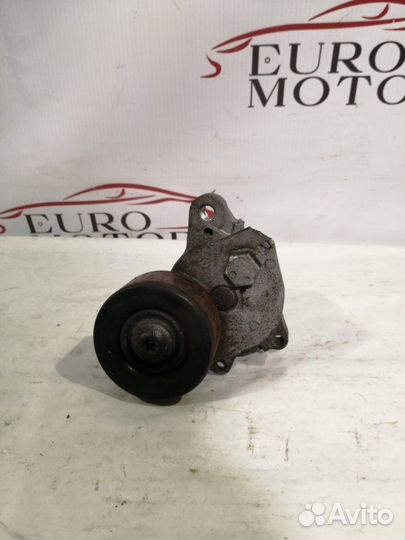 Ролик натяжной навесного оборудования Nissan