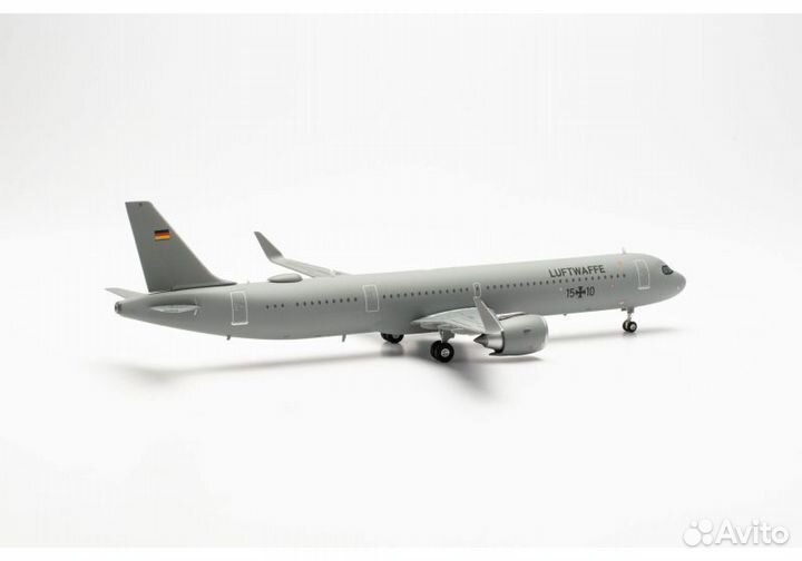Модель самолёта 572170 A321LR Herpa 1:200 металл