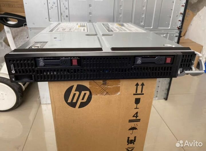 Сервер HP ProLiant BL660c Gen8