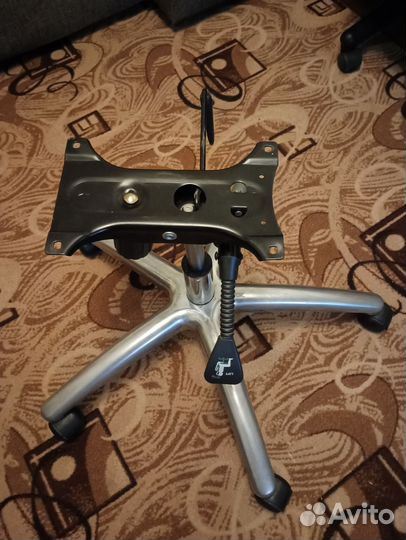 Крестовина Газлифт Топ-Ган для офисного кресла