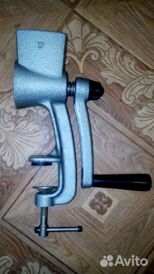 Ручная мельница 