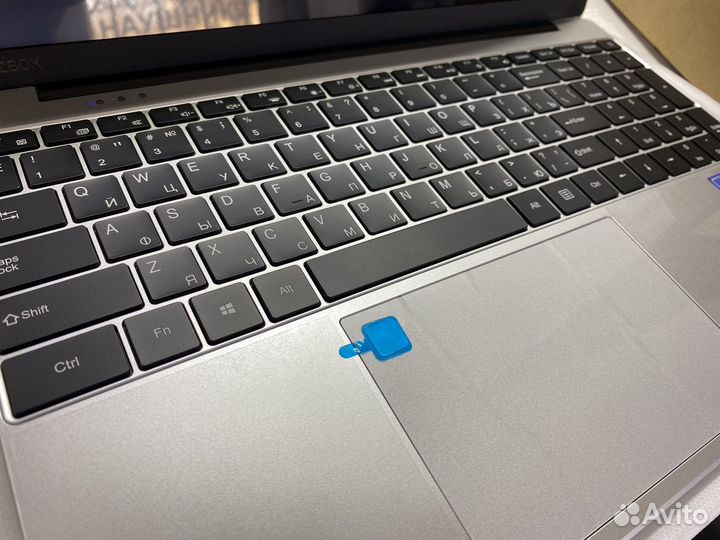 Ноутбук Ezzzbox 16/512 гб новый