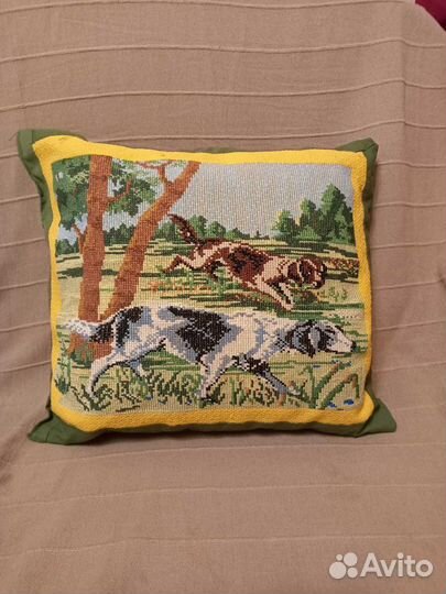 Подушки с вышивкой
