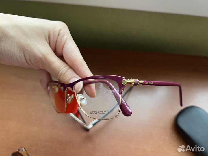 Солнцезащитные очки и оправы для очков