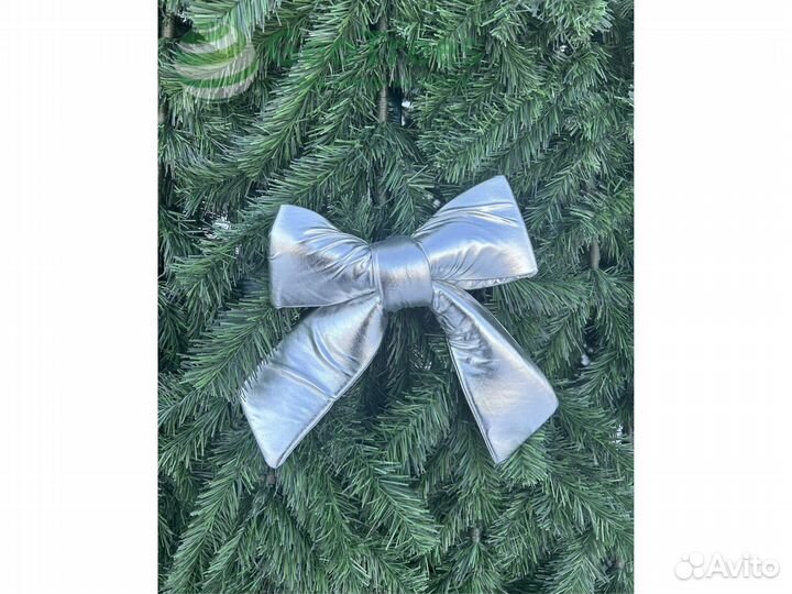 Искуственная Ель в ТЦ с украшением