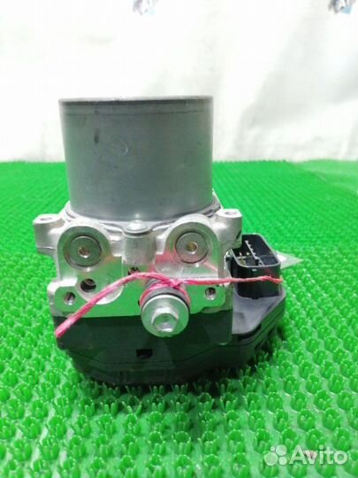 Блок ABS Toyota Crown Athlete GRS200 4GR-FSE 2008