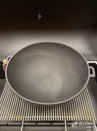 Казан чугунный с крышкой-сковородой 8 литров