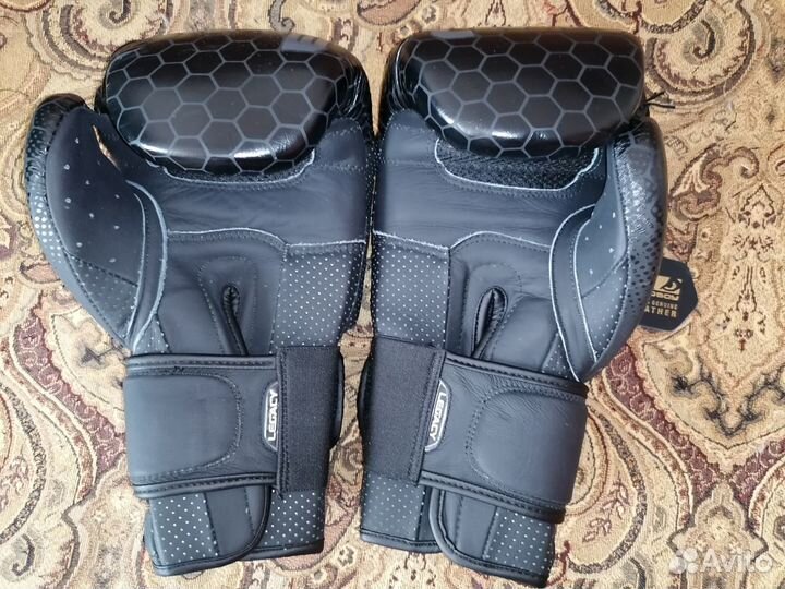 Боксерские перчатки Bad Boy Legacy 2.0