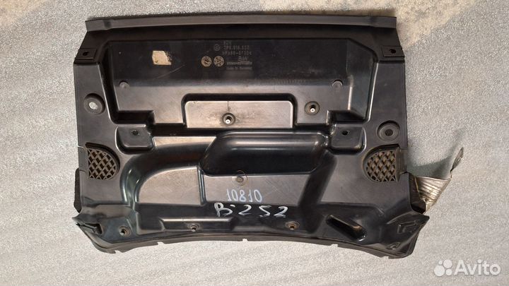 Кожух моторного отсека VW Touareg NF 7P6819523