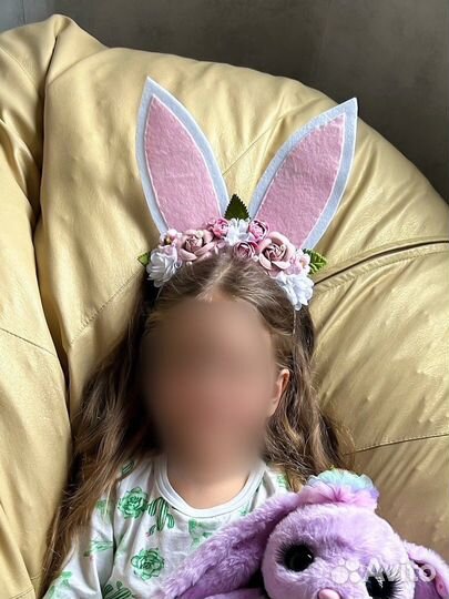 Ободок с цветами и ушками