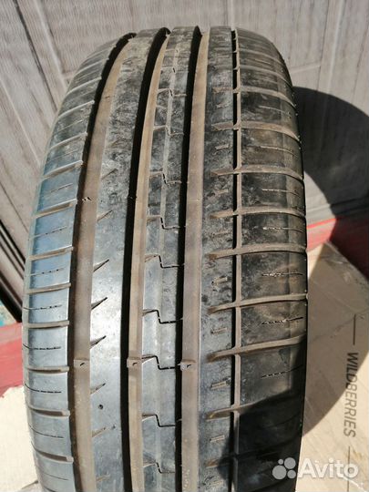 Pirelli Ice Zero 215/55 R17 V