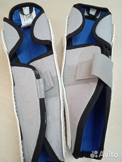 Щитки хоккейные детские calt CH 10