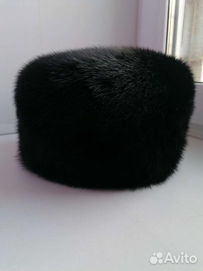 Шапка норковая женская черная