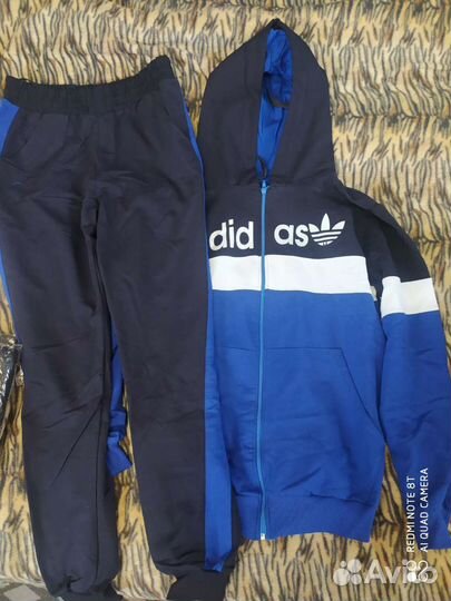 Костюм спортивный женский