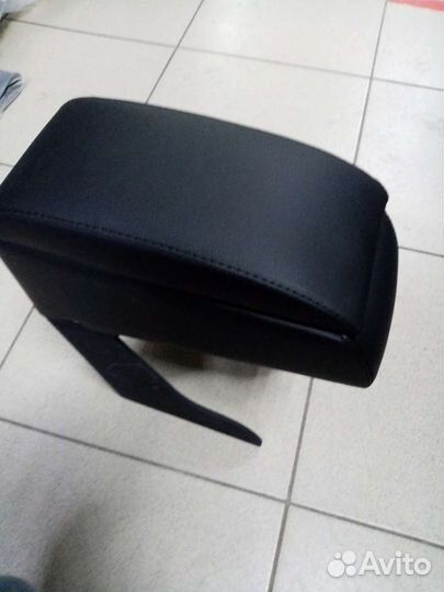 Подлокотник LADA Largus, Xray, Logan, экокожа