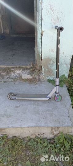 Самокат трюковой