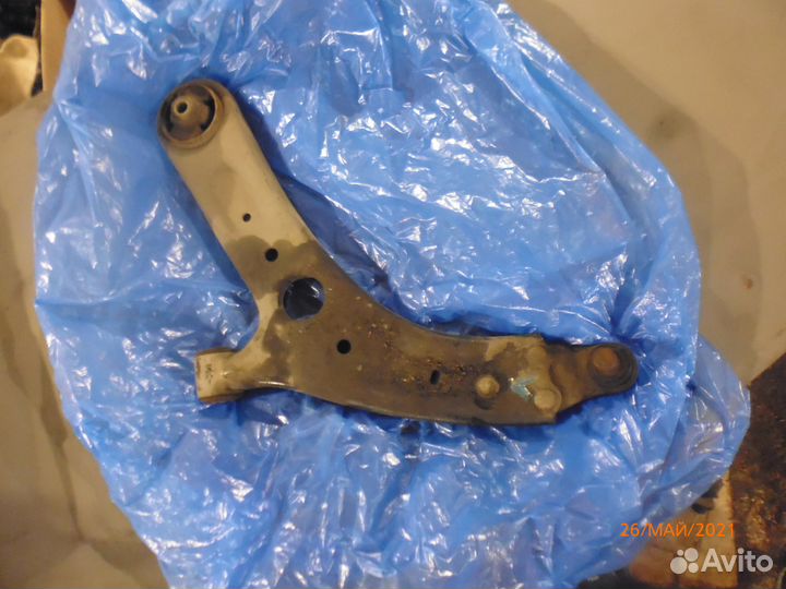 Хендай i30 рычаг передний левый