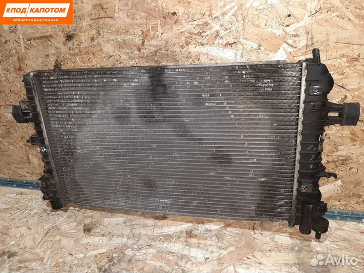 Радиатор основной Opel Astra H/Family рест