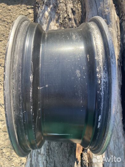 Диск литой r 17