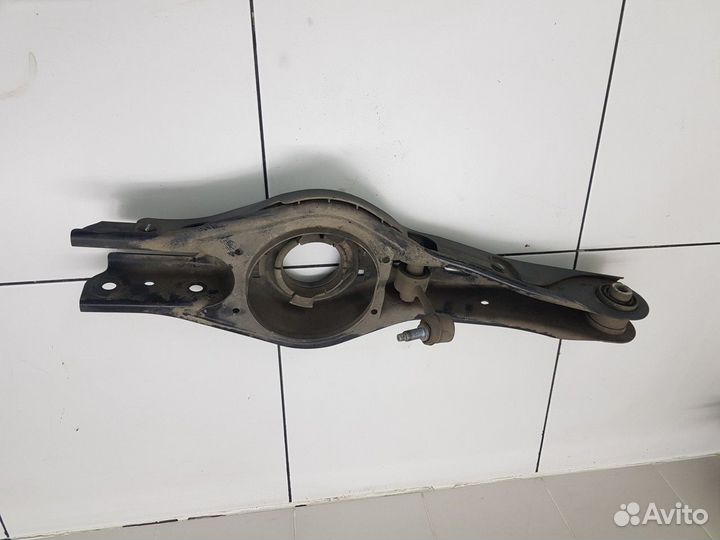 Рычаг задней подвески левый (Kia K5 III)