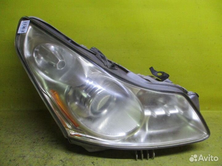 Фара правая Nissan Skyline V36